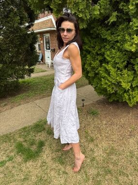 Tahari 100% Linen Button Front
Midi Dress NWOT